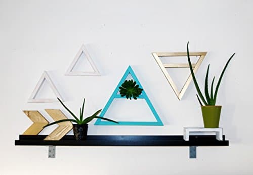 TRIANGLE WOOD WALL DECOR - 8"