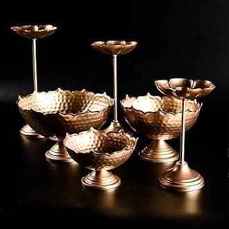Home Deco Taj Urli Floating Flower Bowl Set with Stand | 9 Pcs Decorative Brass Finish Urli with Diyas for Pooja, Wedding, Diwali, Christmas, Housewarming & Festival Home Decoration