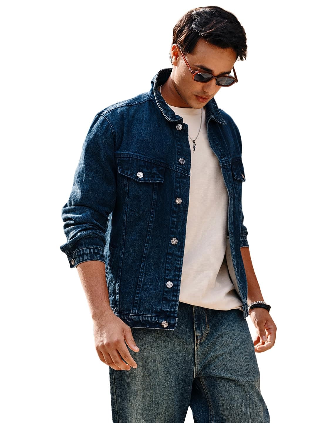 Men's Solid Regular Fit Washed Full Sleeve Denim Jacket