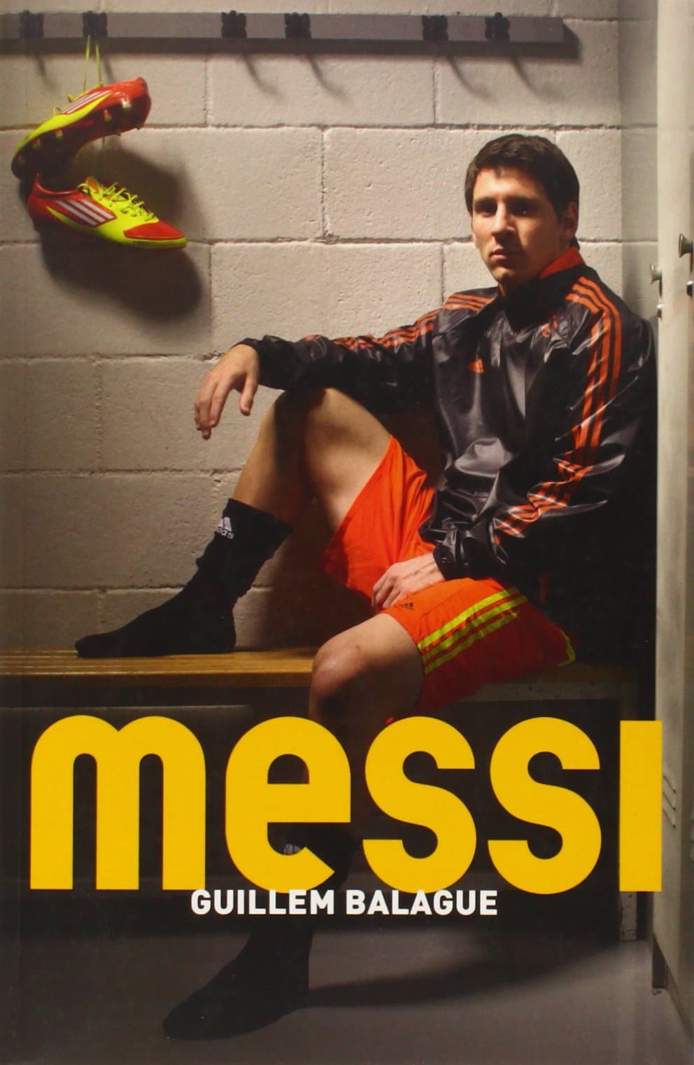 Messi Paperback – March 1, 2014