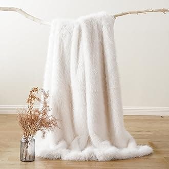 BATTILO HOME Luxury White Faux Fur Throw Blanket 125x150cm, Soft Cozy Warm Fluffy Fur Blanket for Bed, Plush Fuzzy Thick White Fur Throws for Sofa Couch Living Room Home Decor