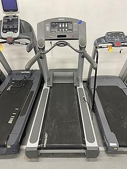 Life Fitness Remanufactured 95Ti Treadmill