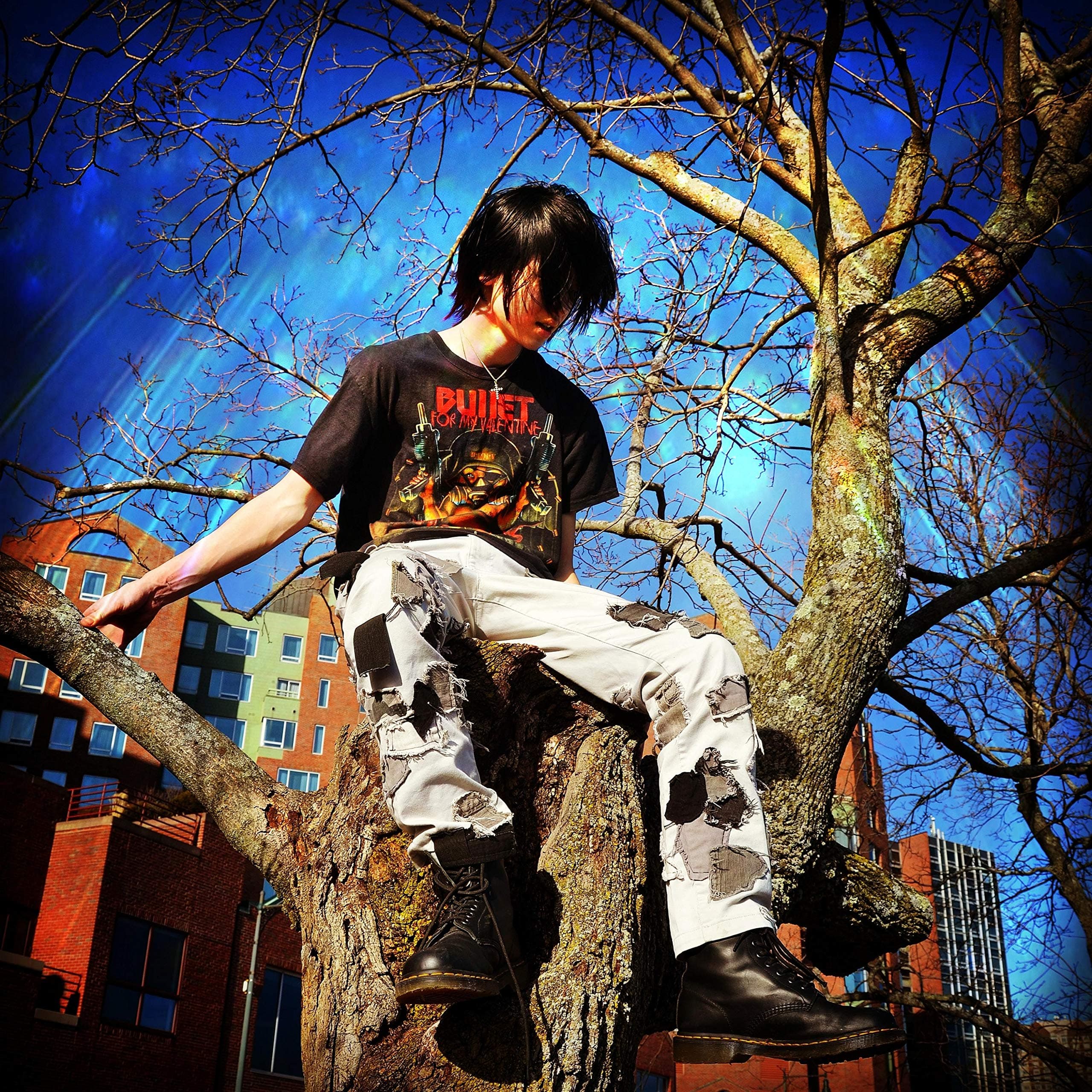 Around Me (feat. Big Skizzy) [Explicit]