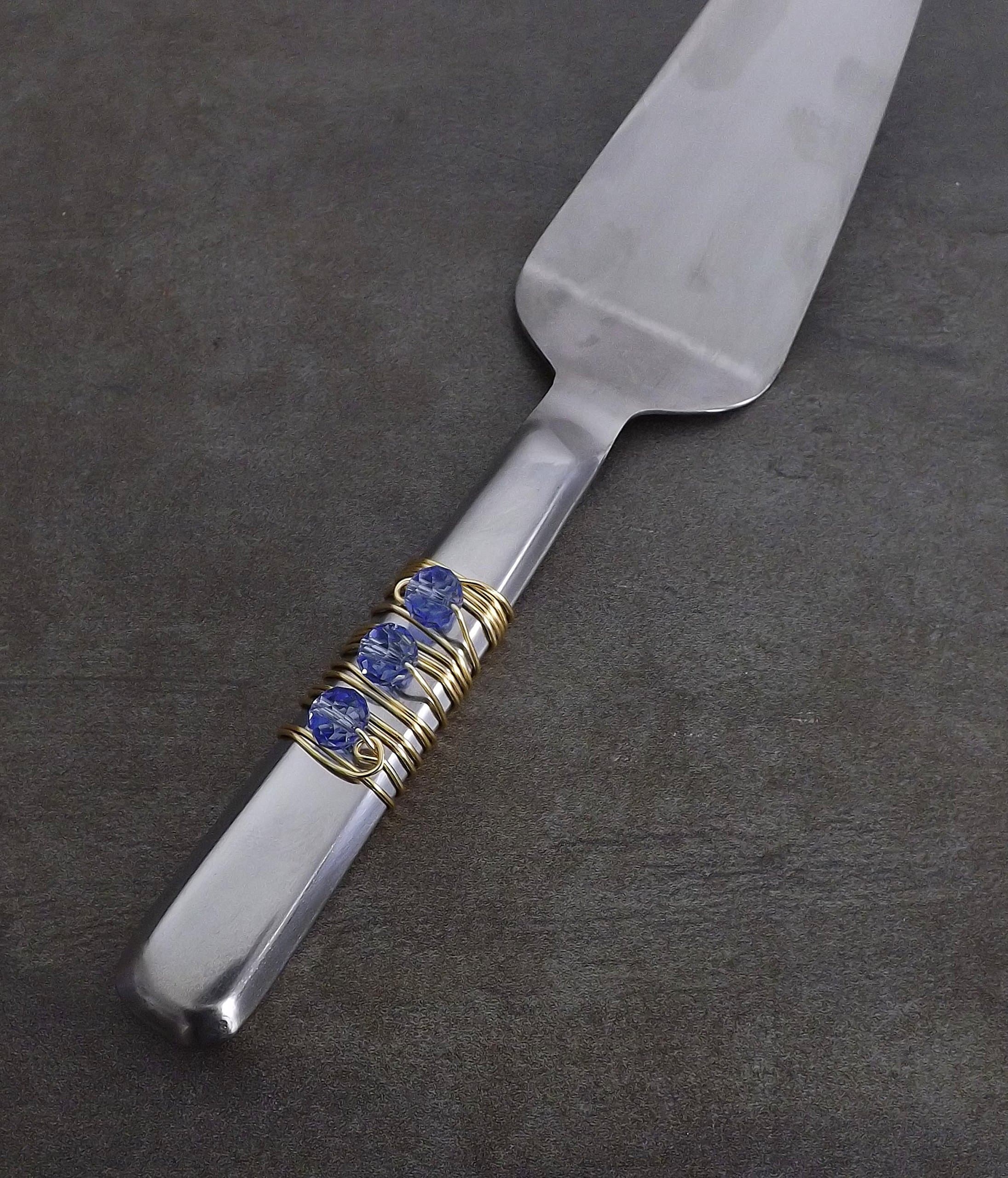 Blue Beaded Gold Wire Cake Pie Server