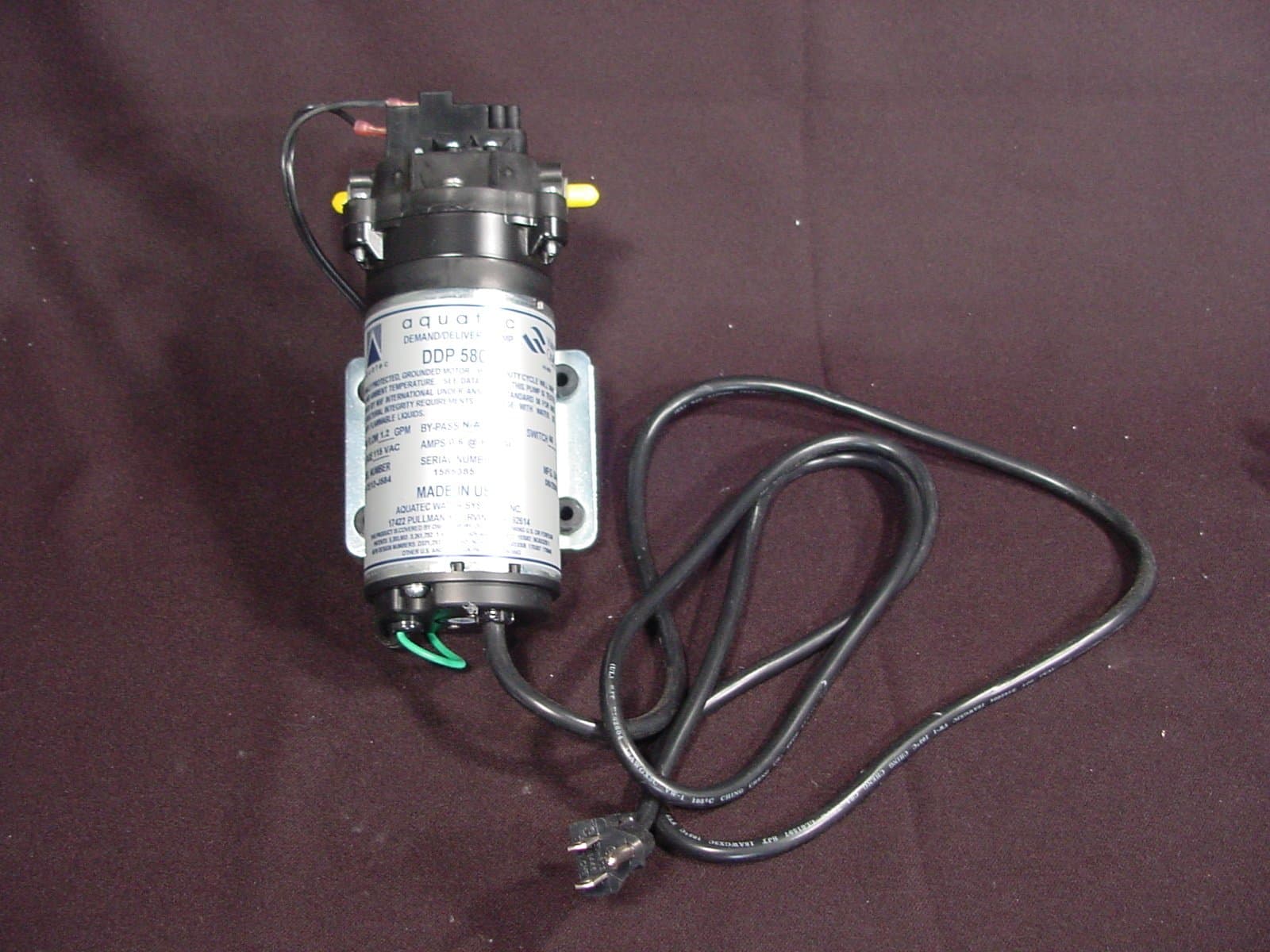 AquaTech 5800 delivery Pump, Black