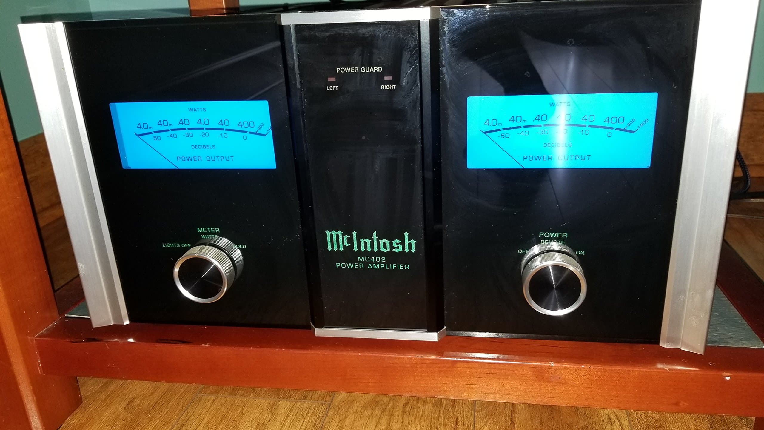 McIntosh MC402
